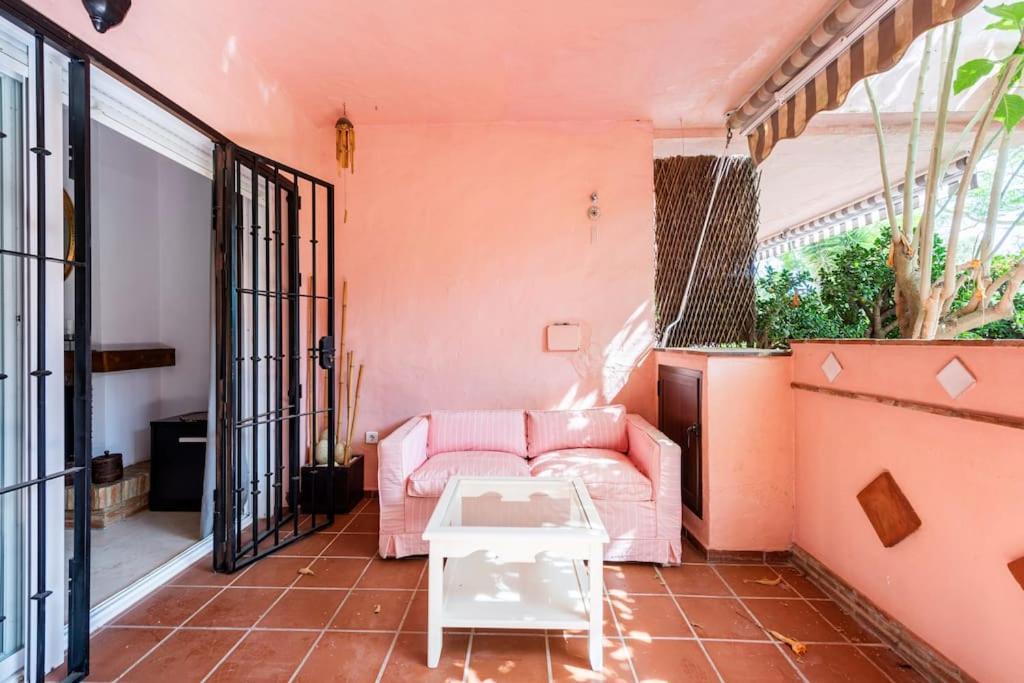 Apartamento En Marbella Guadalmina Primera Linea De Campo De Golf Los Cartujanos 外观 照片