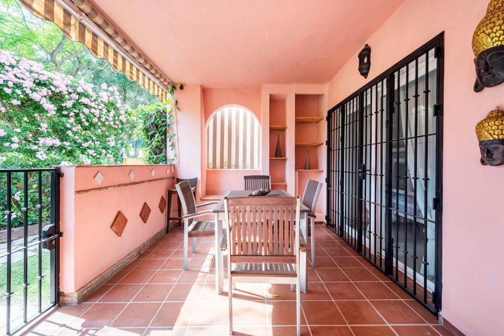 Apartamento En Marbella Guadalmina Primera Linea De Campo De Golf Los Cartujanos 外观 照片
